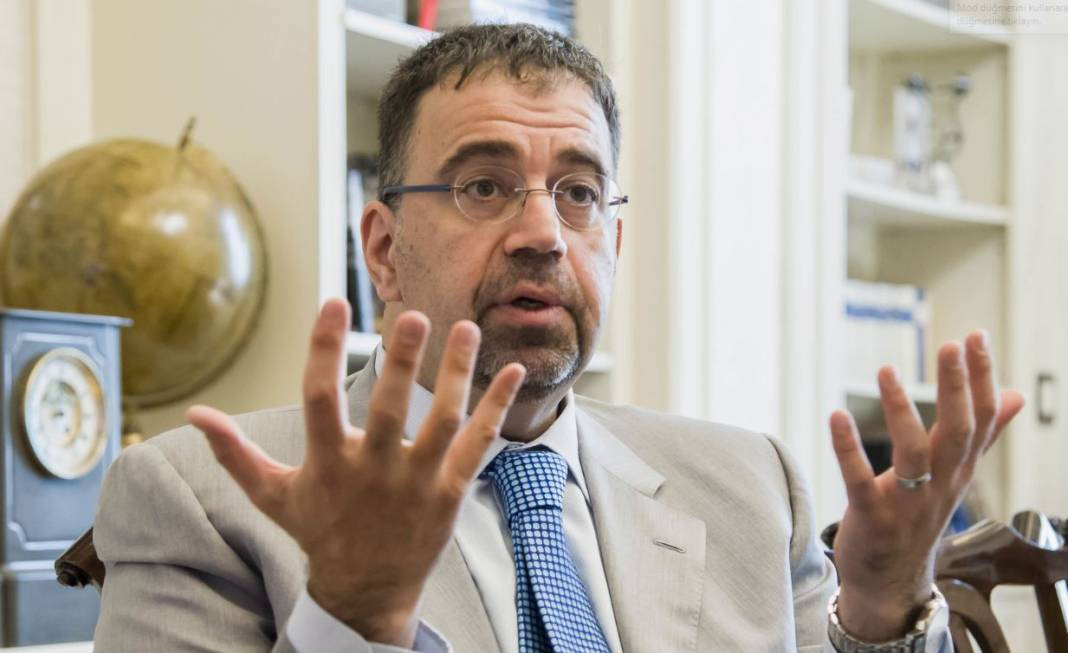 Daron Acemoğlu kimdir? - Resim: 13